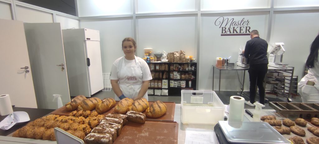 1665250608470 1665250608470