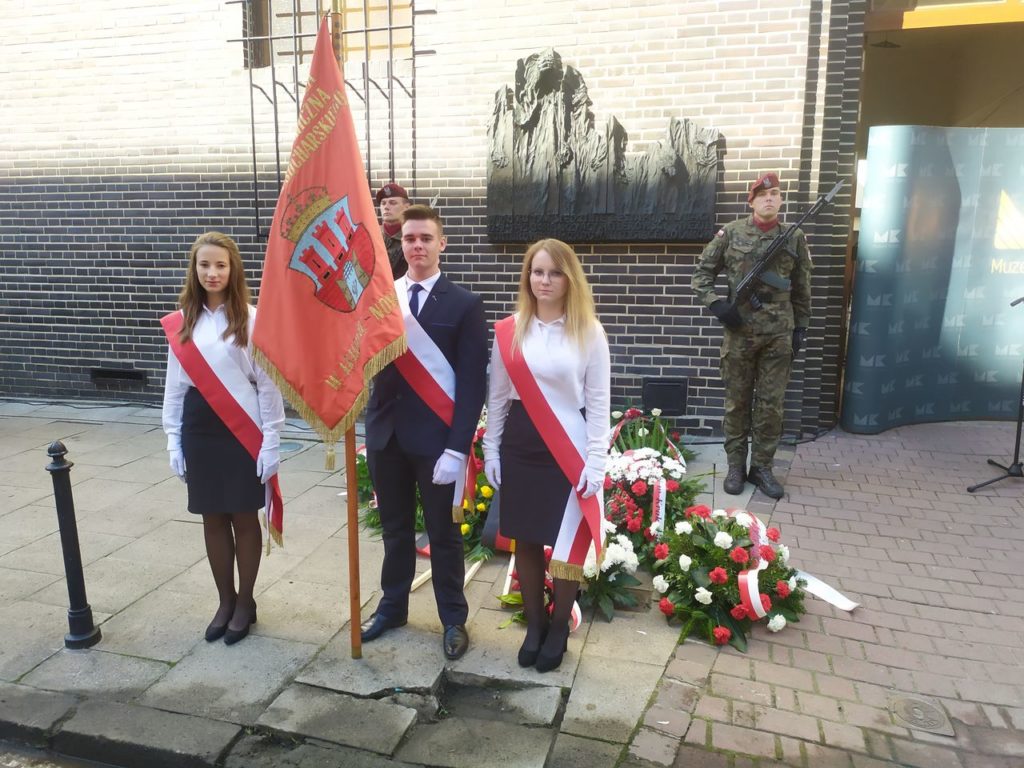 IMG_20210910_104957_Easy-Resize.com IMG_20210910_104957_Easy-Resize.com