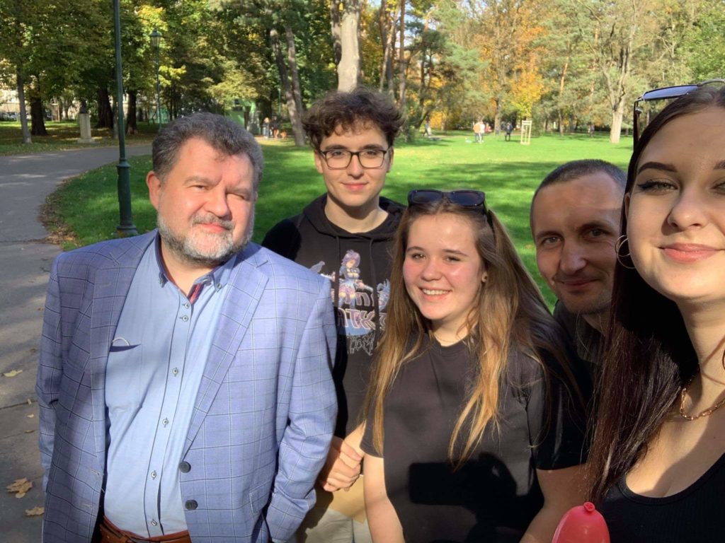 received_1103345023533989 received_1103345023533989