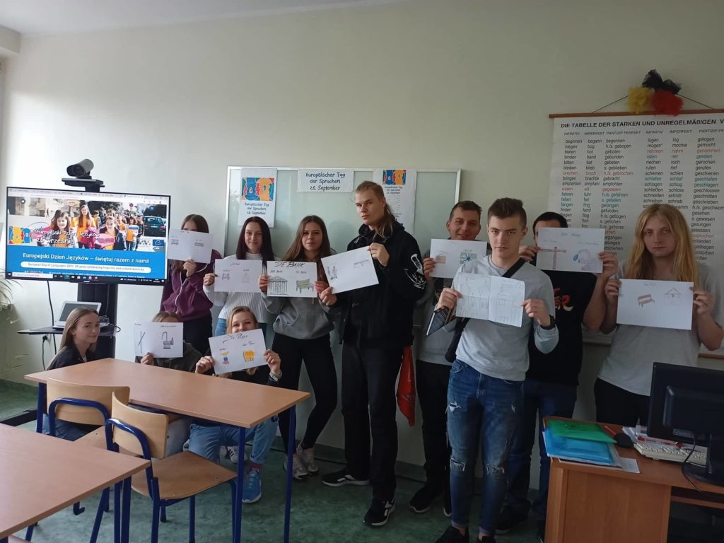 251046873_888332351824692_1254454234955192965_n