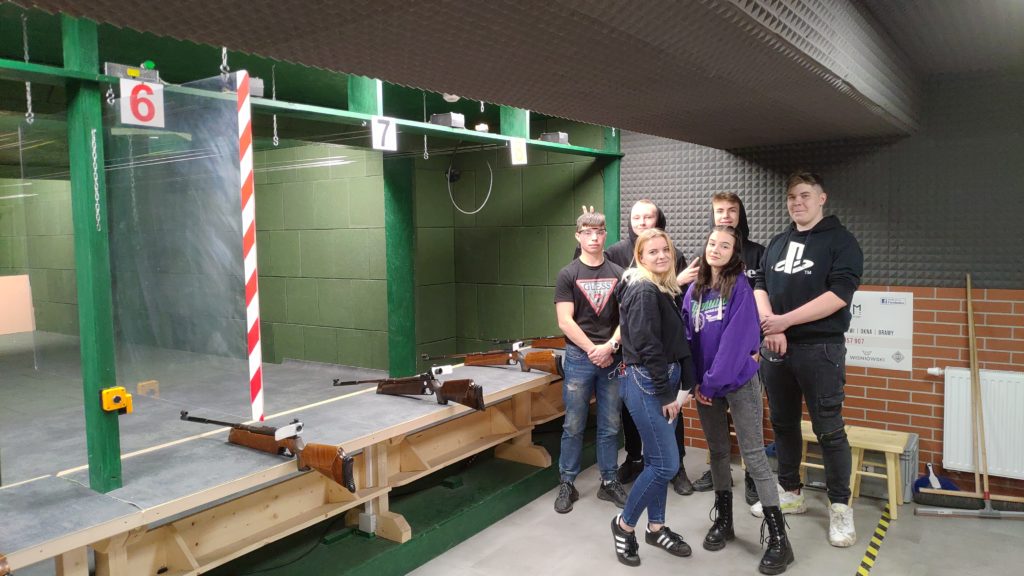 P_20211208_130056 P_20211208_130056