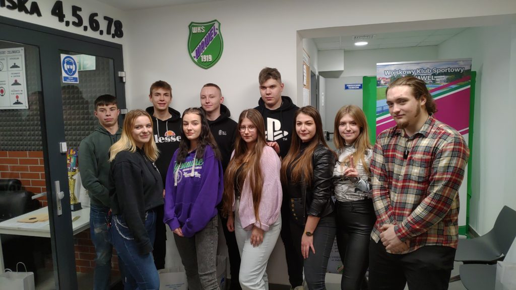 P_20211208_133242 P_20211208_133242