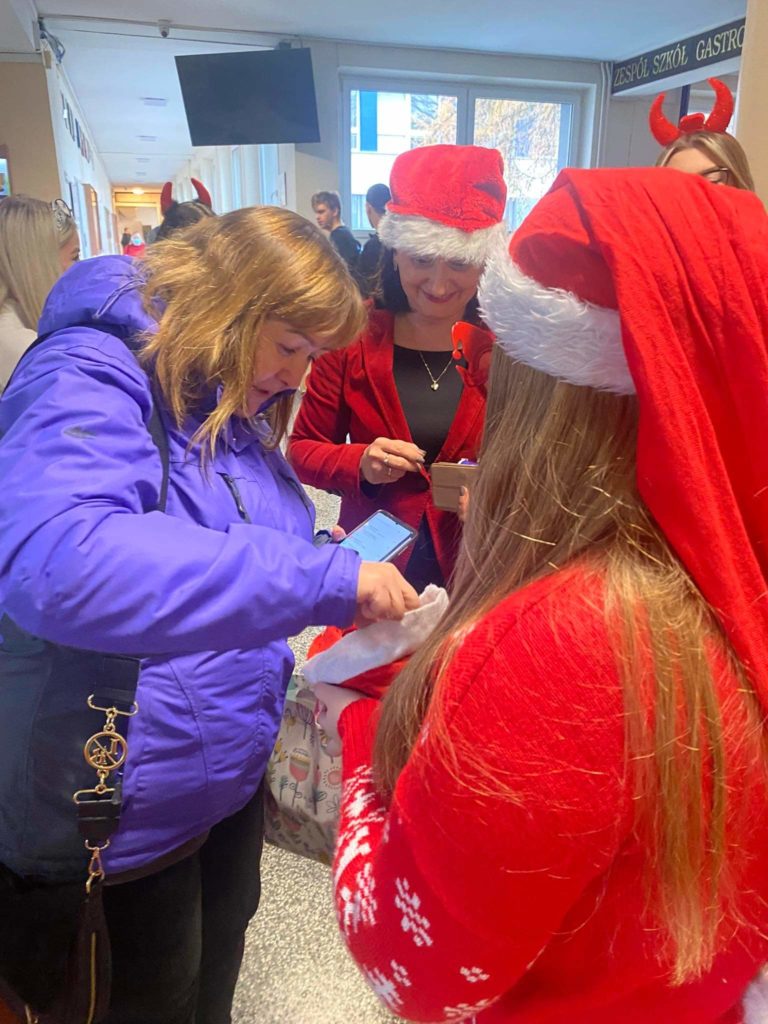 received_619961642478963 received_619961642478963