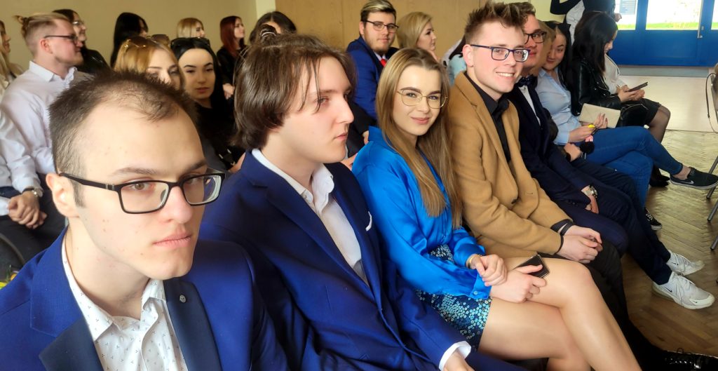 20220429_103349 20220429_103349