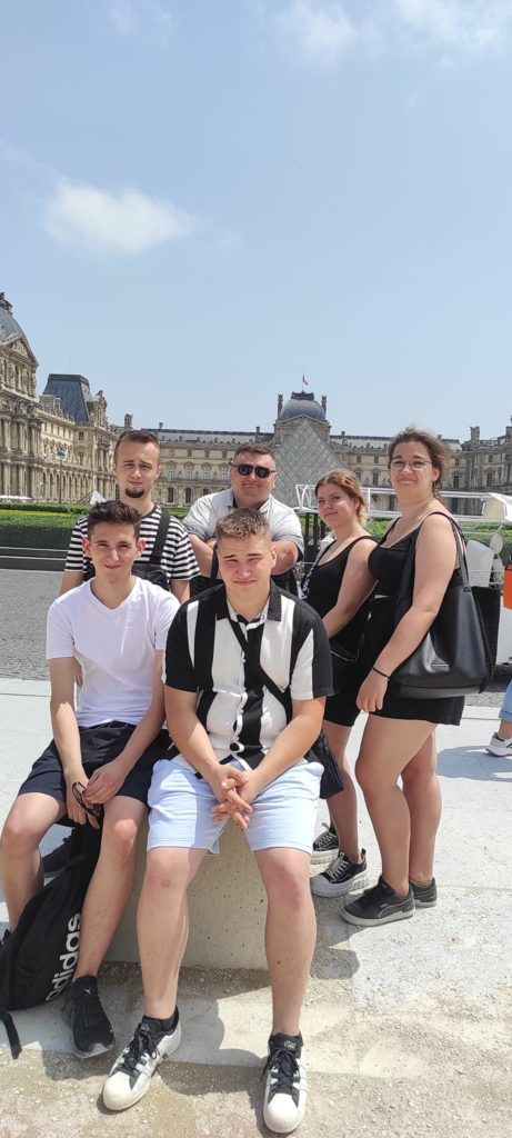 287700132_5229245087157843_2024349964579634598_n