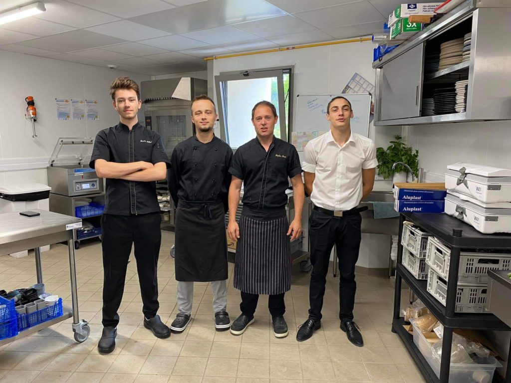 289898198_5255374447878240_3638082672008336145_n