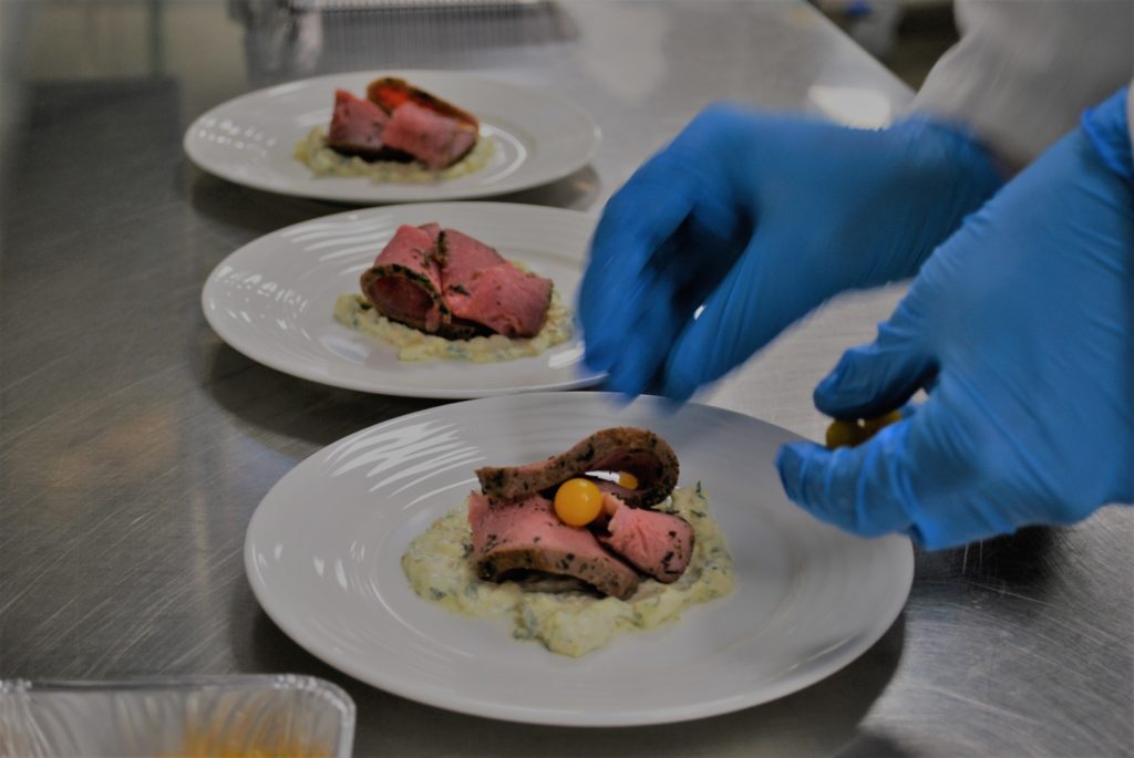 Hot Kitchen hand employee