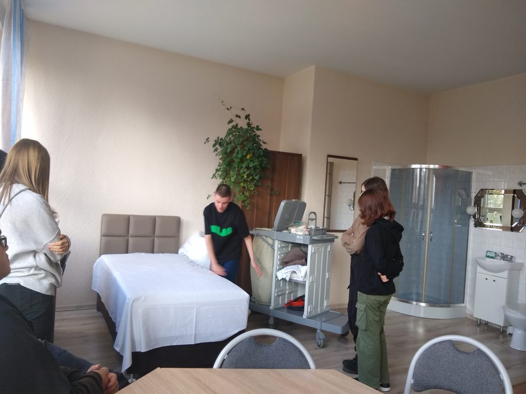 IMG_20221122_092546099 IMG_20221122_092546099