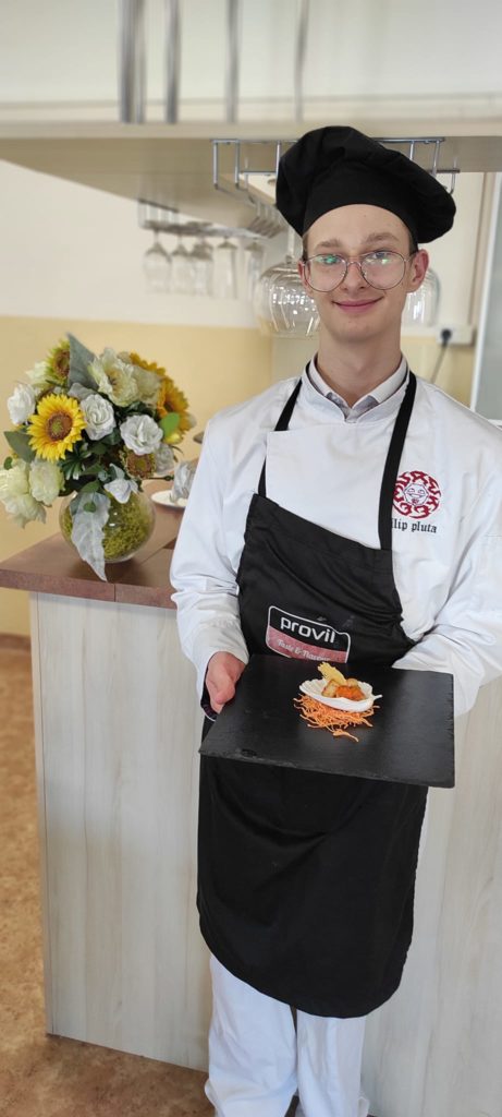 333053416_196660402998350_5375493595130298769_n 333053416_196660402998350_5375493595130298769_n