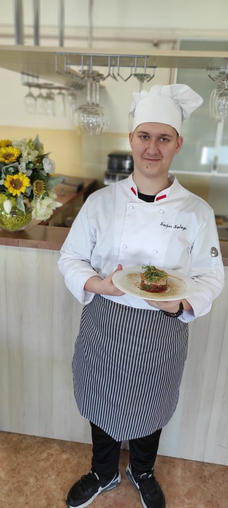 333534324_1339824706576502_6067381713255841973_n 333534324_1339824706576502_6067381713255841973_n