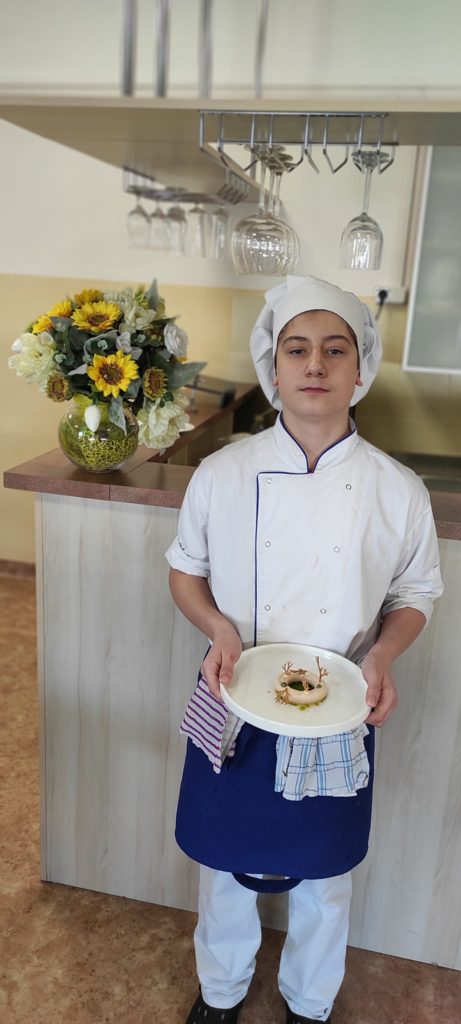 335879496_939964327009309_5349478446033596117_n 335879496_939964327009309_5349478446033596117_n