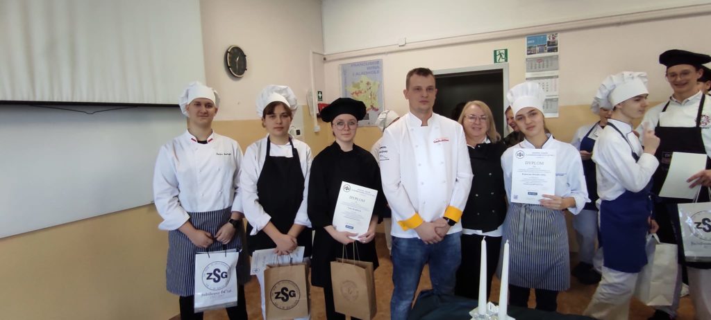 336006908_5486197254813159_589381466389921607_n 336006908_5486197254813159_589381466389921607_n