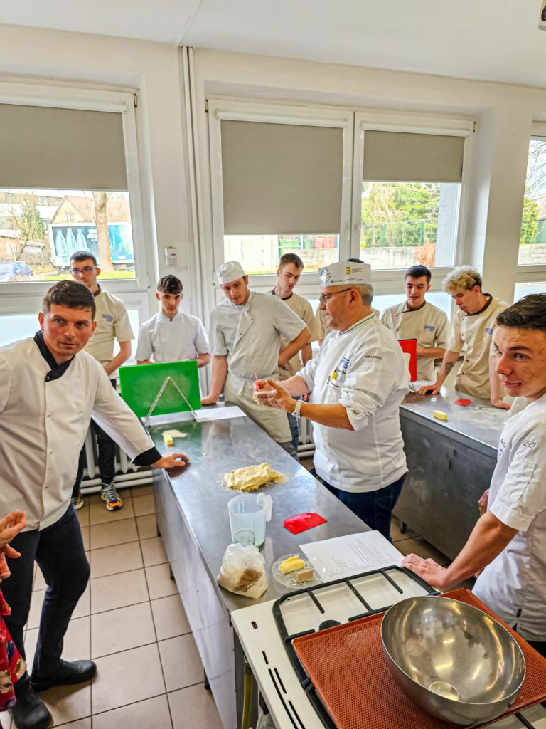 336887999_206544605398238_2123348733662011462_n