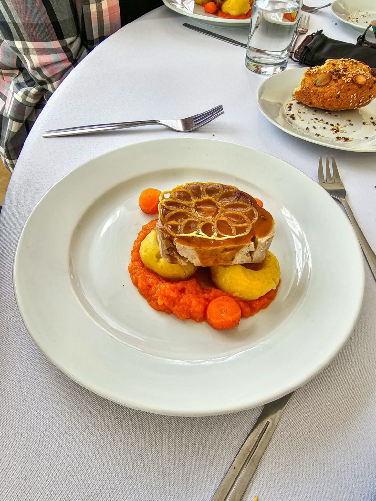 336918366_208411738473019_3534523178816412526_n