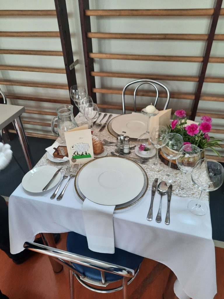 340003601_1208087169866926_2254632915825275191_n