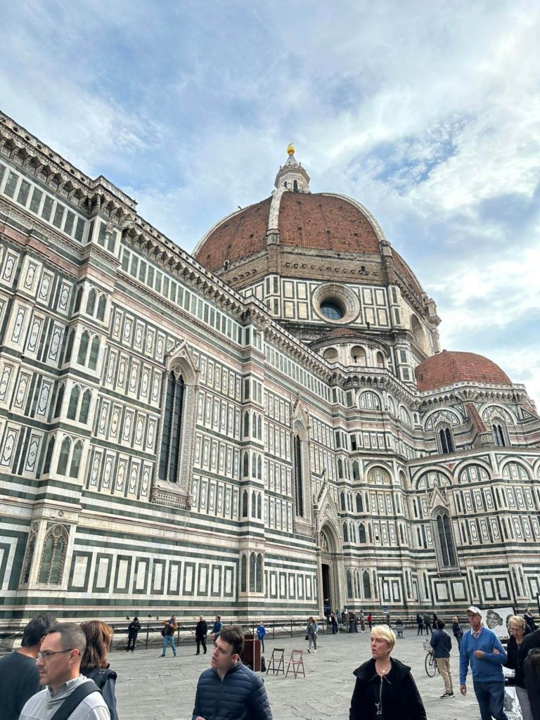 342167580_1227320031265459_8515566796446921491_n