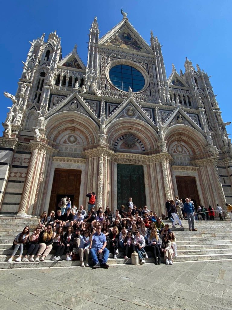 342334898_1402457593837037_4553854931715354329_n