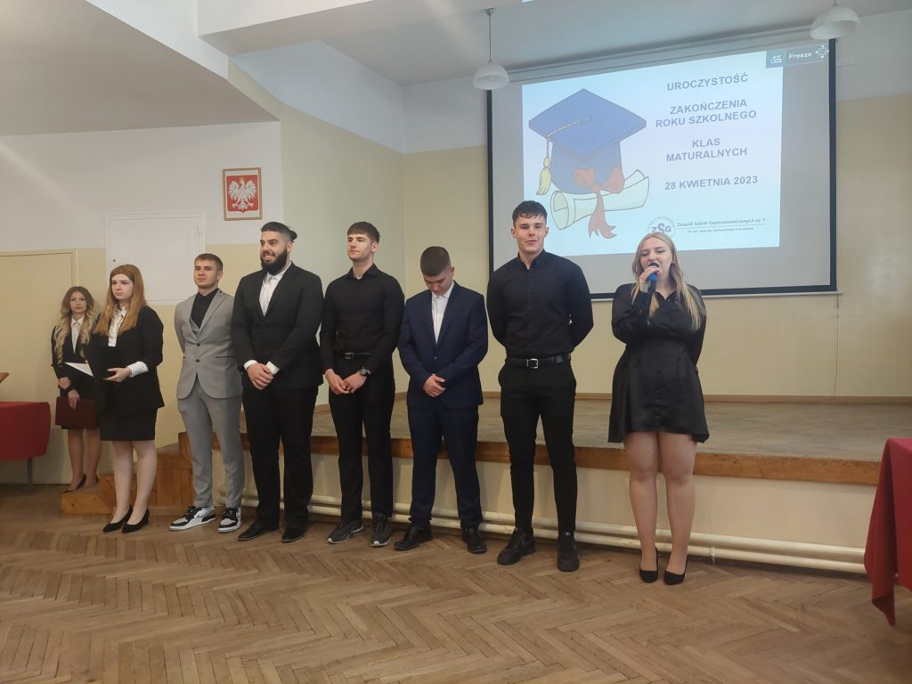 344017029_1170089474387283_6614480461699143664_n