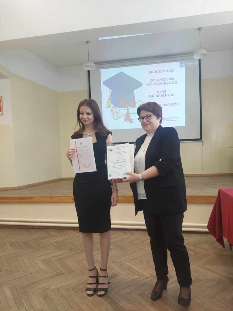 344533996_3569408476714741_6173758482212777773_n