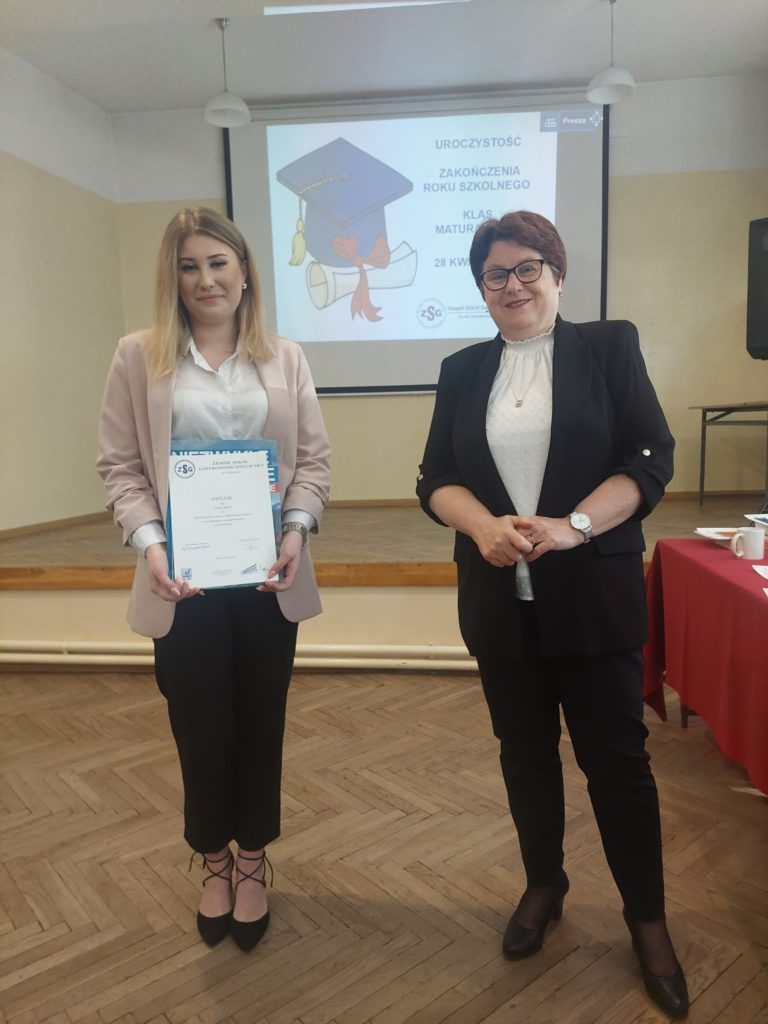 344569610_685791736639536_696383681375650948_n