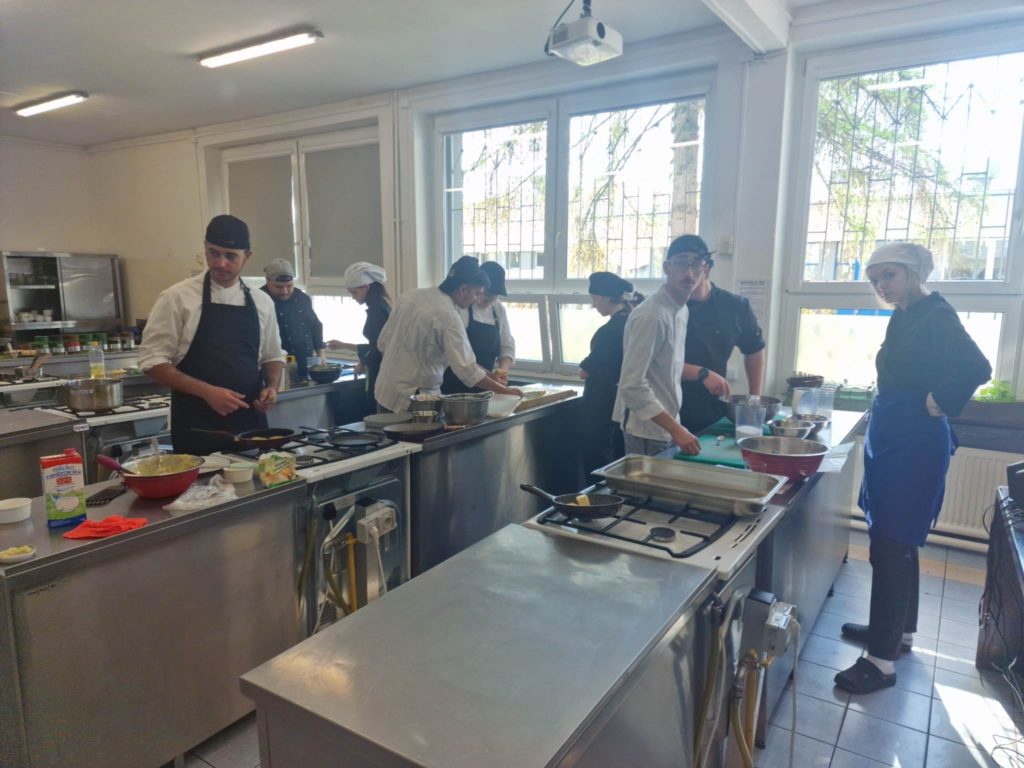 345028776_263977489419329_2391273047972212956_n