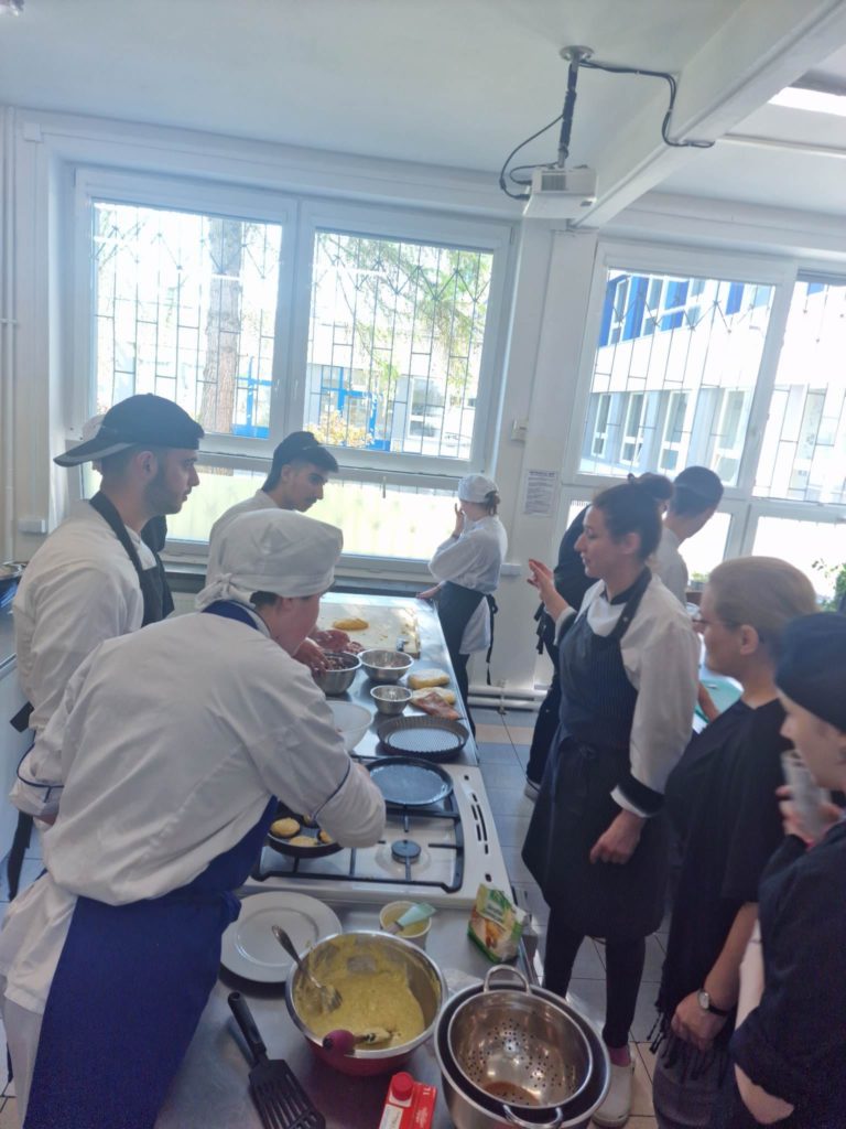 345029319_216446334466849_743230894865808954_n