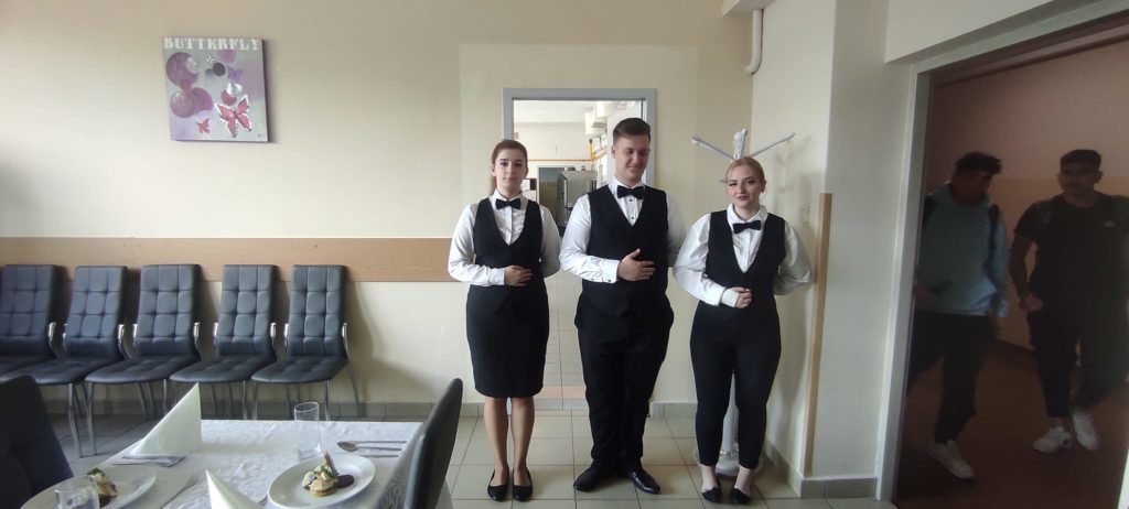 345033316_1247138362579243_4090145830418117647_n