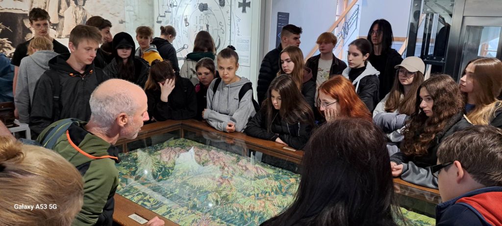 347250132_1047949352834619_7006799511674252144_n 347250132_1047949352834619_7006799511674252144_n