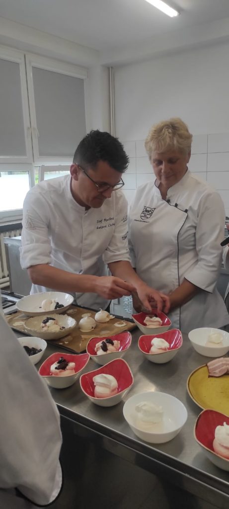 347407125_628931155964808_578203479761741890_n 347407125_628931155964808_578203479761741890_n